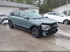 KNDCR3LE3P5056538 2023 KIA NIRO
