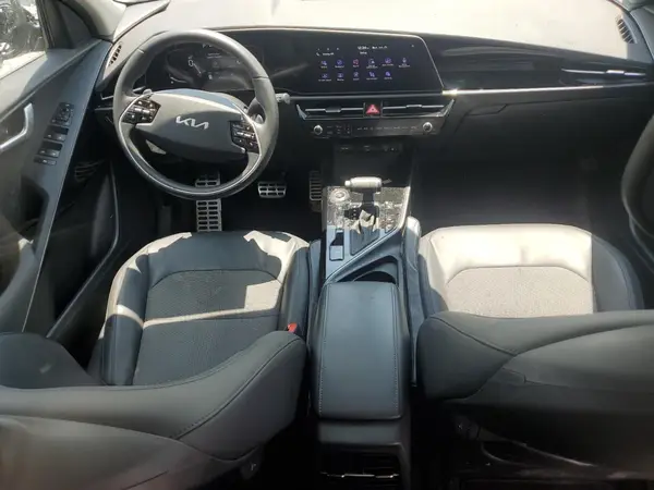 KNDCR3LE3P5057902 2023 KIA NIRO - Image 8