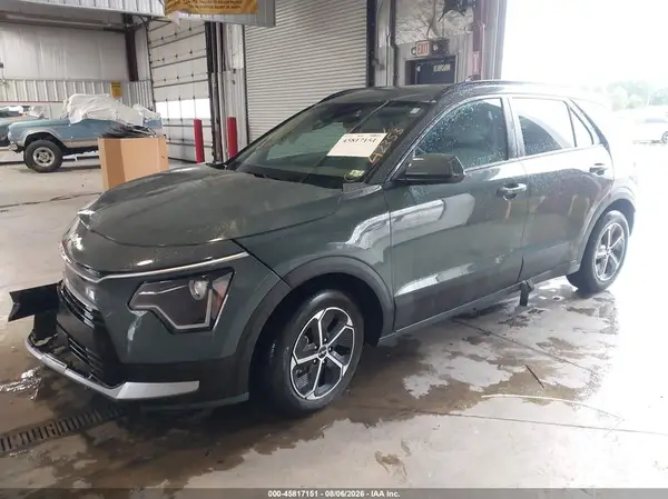 KNDCR3LE3P5066003 2023 KIA NIRO - Image 2