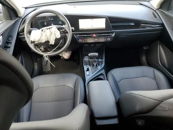 KNDCR3LE3P5084775 2023 KIA NIRO - Image 8