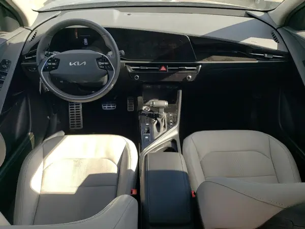 KNDCR3LE3P5098711 2023 KIA NIRO - Image 8