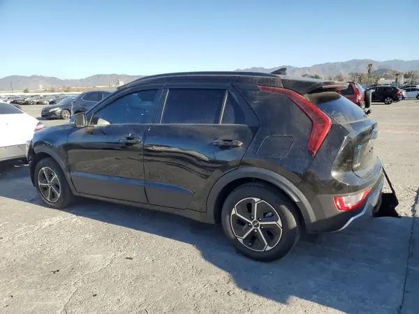 KNDCR3LE3P5098854 2023 KIA NIRO - Image 2
