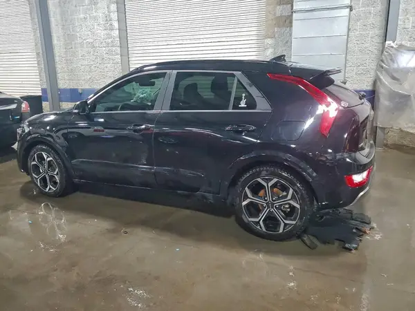 KNDCR3LE3P5099633 2023 KIA NIRO - Image 2