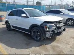 KNDCR3LE3R5133959 2024 KIA NIRO