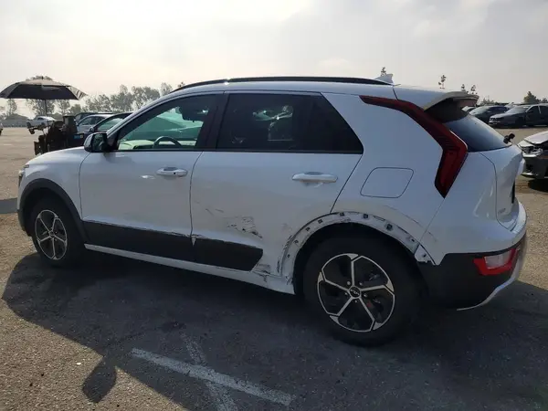 KNDCR3LE3R5143584 2024 KIA NIRO - Image 2