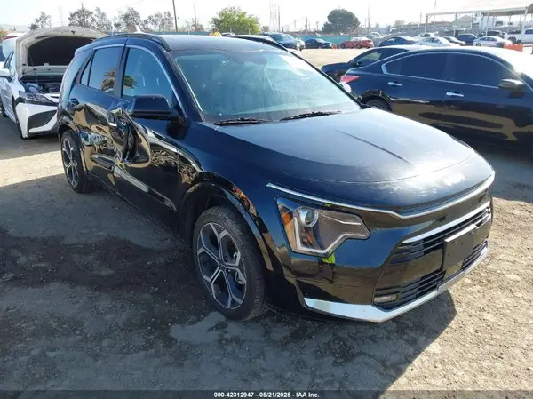 KNDCR3LE3R5152124 2024 KIA NIRO - Image 1