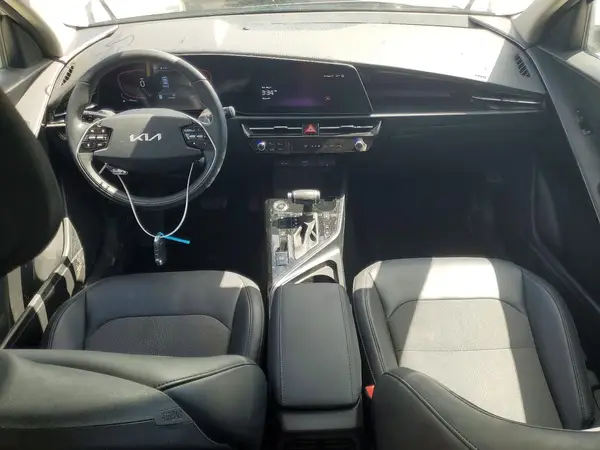 KNDCR3LE3R5186306 2024 KIA NIRO - Image 8