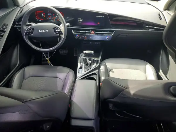 KNDCR3LE3S5218063 2025 KIA NIRO - Image 8