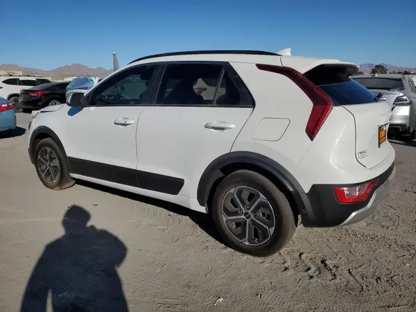 KNDCR3LE3S5219648 2025 KIA NIRO - Image 2