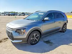 KNDCR3LE3S5242363 2025 KIA NIRO