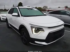 KNDCR3LE3S5272446 2025 KIA NIRO