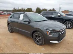 KNDCR3LE3S5292437 2025 KIA NIRO