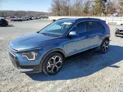 KNDCR3LE4P5036525 2023 KIA NIRO