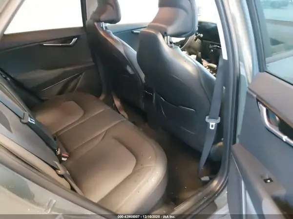 KNDCR3LE4P5069136 2023 KIA NIRO - Image 8