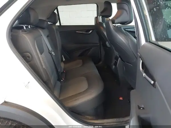 KNDCR3LE4P5078791 2023 KIA NIRO - Image 8