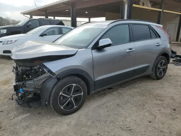 KNDCR3LE4P5109876 2023 KIA NIRO - Image 1