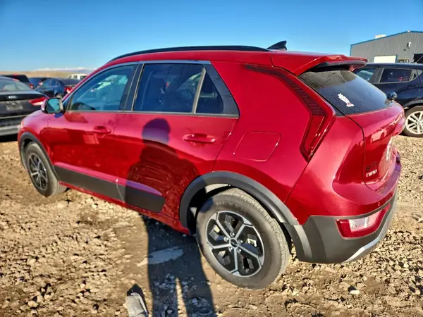 KNDCR3LE4P5115564 2023 KIA NIRO - Image 2