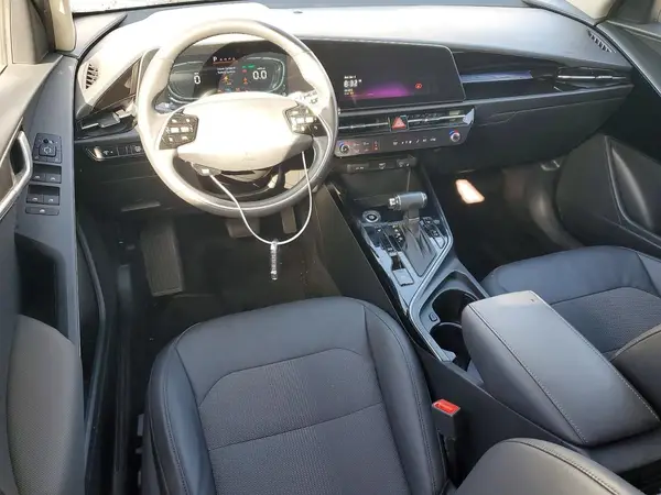 KNDCR3LE4R5125398 2024 KIA NIRO - Image 8