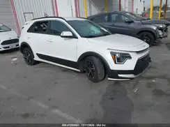 KNDCR3LE4R5149359 2024 KIA NIRO