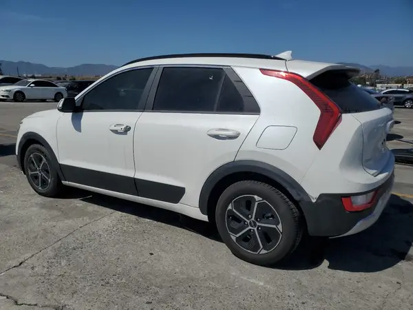 KNDCR3LE4R5158398 2024 KIA NIRO - Image 2