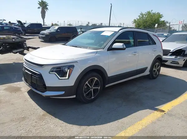 KNDCR3LE4R5169577 2024 KIA NIRO - Image 2