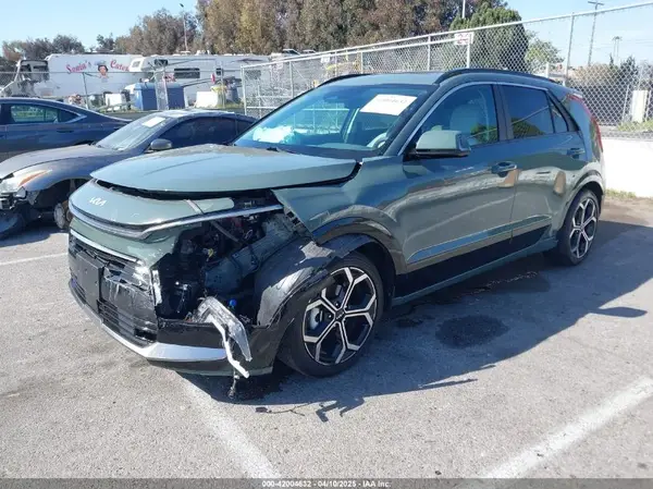 KNDCR3LE4R5190302 2024 KIA NIRO - Image 2
