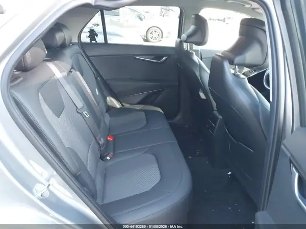 KNDCR3LE4R5205798 2024 KIA NIRO - Image 8