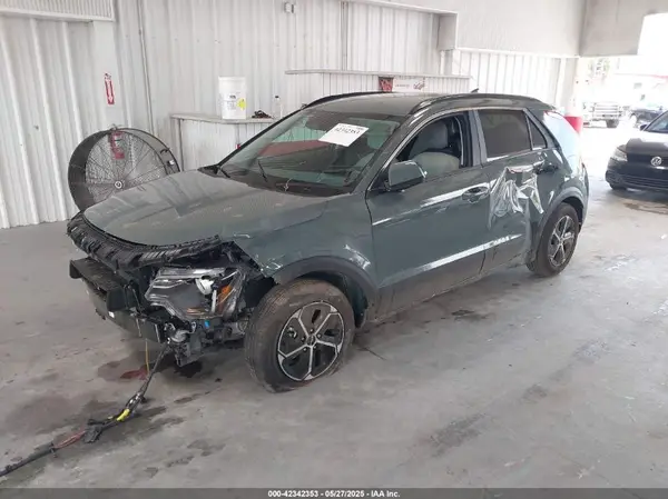 KNDCR3LE4S5235793 2025 KIA NIRO - Image 2