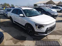 KNDCR3LE4S5272469 2025 KIA NIRO