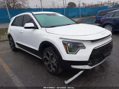 KNDCR3LE5P5033858 2023 KIA NIRO