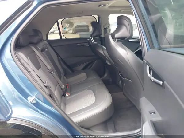 KNDCR3LE5P5040194 2023 KIA NIRO - Image 8