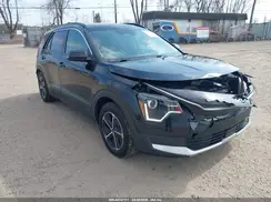 KNDCR3LE5P5049039 2023 KIA NIRO