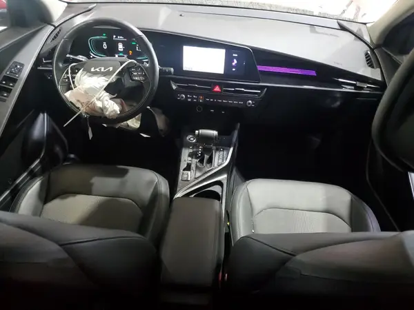 KNDCR3LE5P5057982 2023 KIA NIRO - Image 8