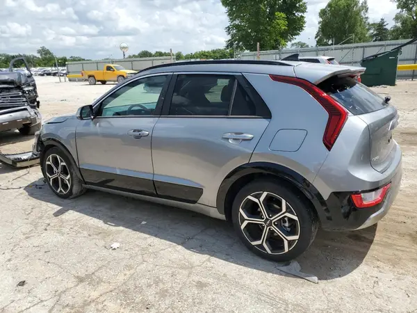 KNDCR3LE5P5060848 2023 KIA NIRO - Image 2