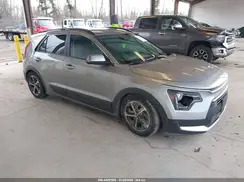 KNDCR3LE5P5070246 2023 KIA NIRO