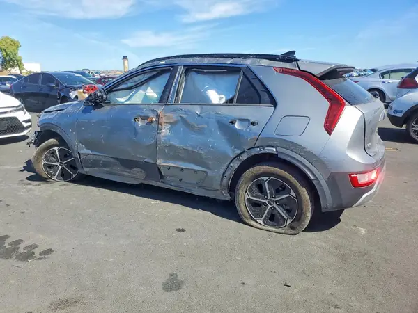 KNDCR3LE5P5084244 2023 KIA NIRO - Image 2