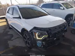 KNDCR3LE5P5098757 2023 KIA NIRO