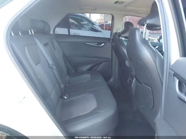 KNDCR3LE5P5098757 2023 KIA NIRO - Image 8