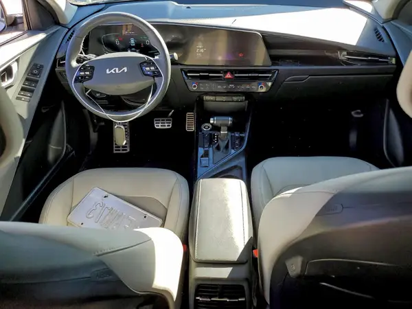 KNDCR3LE5P5100040 2023 KIA NIRO - Image 8