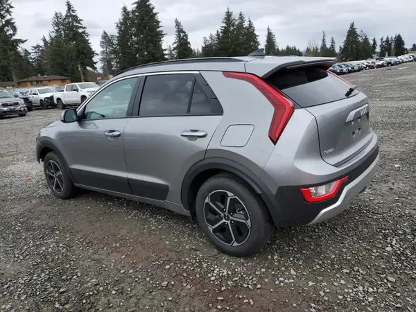 KNDCR3LE5P5101799 2023 KIA NIRO - Image 2