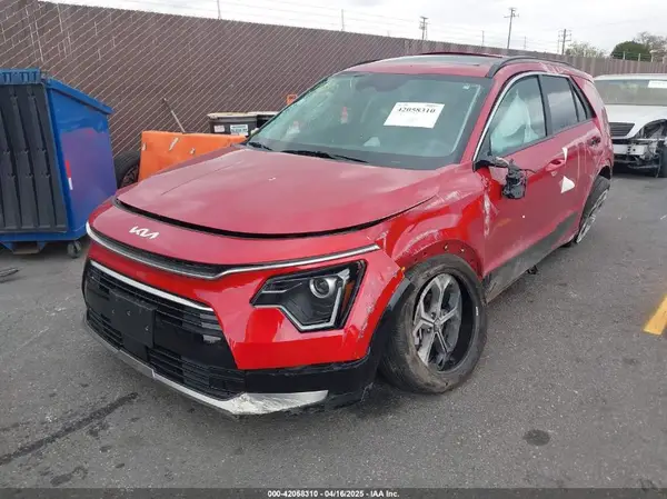 KNDCR3LE5P5110115 2023 KIA NIRO - Image 2