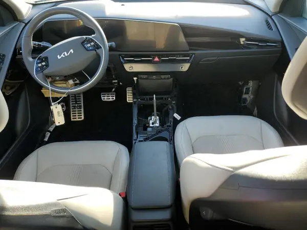 KNDCR3LE5P5110390 2023 KIA NIRO - Image 8