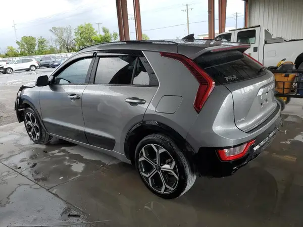 KNDCR3LE5P5116125 2023 KIA NIRO - Image 2