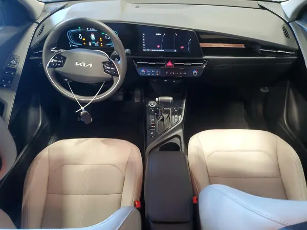 KNDCR3LE5P5116903 2023 KIA NIRO - Image 8