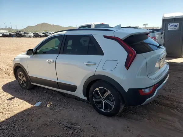 KNDCR3LE5R5160287 2024 KIA NIRO - Image 2