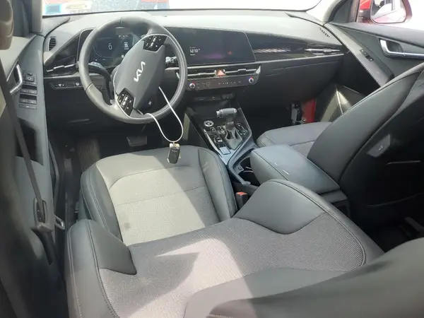 KNDCR3LE5R5186226 2024 KIA NIRO - Image 8