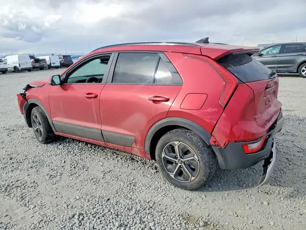 KNDCR3LE5S5251758 2025 KIA NIRO - Image 2