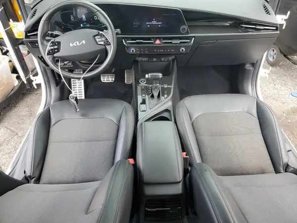 KNDCR3LE6P5043508 2023 KIA NIRO - Image 8
