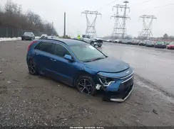 KNDCR3LE6P5045064 2023 KIA NIRO