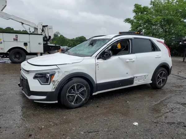 KNDCR3LE6P5046683 2023 KIA NIRO - Image 1
